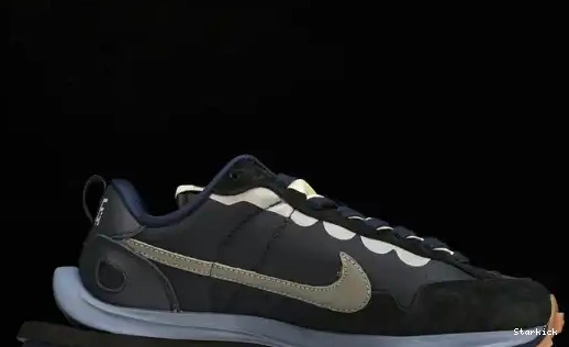 sacai Blue Nike DD1875-700 Dark Vaporwaffle 0605